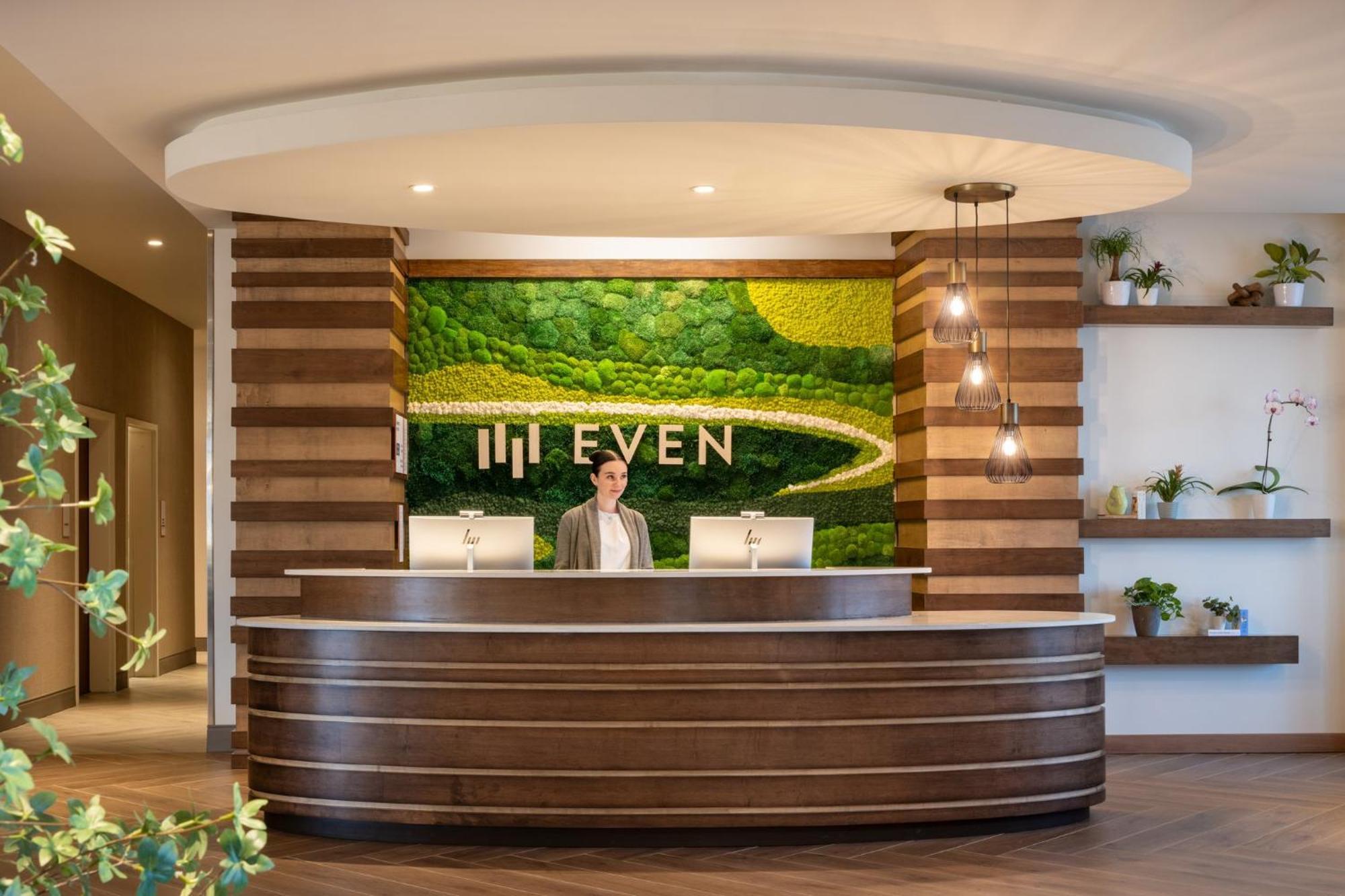 Even Hotel Bozeman Yellowstone Intl Arpt By Ihg ベルグレイド エクステリア 写真